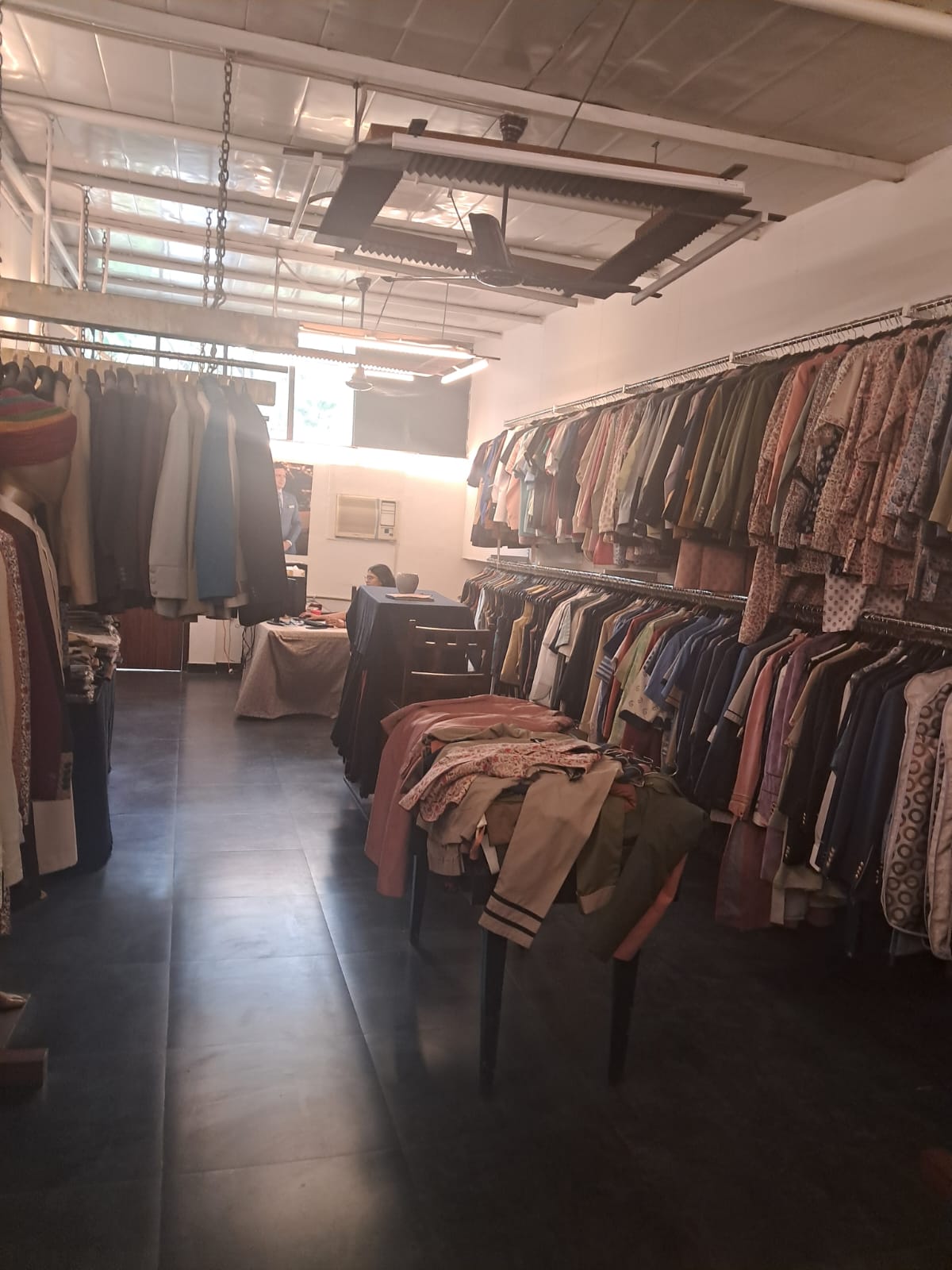 7000 sq ft, 3-storey commercial property near Civil Lines Road, Madrampura Jaipur-Sodala-Jaipur