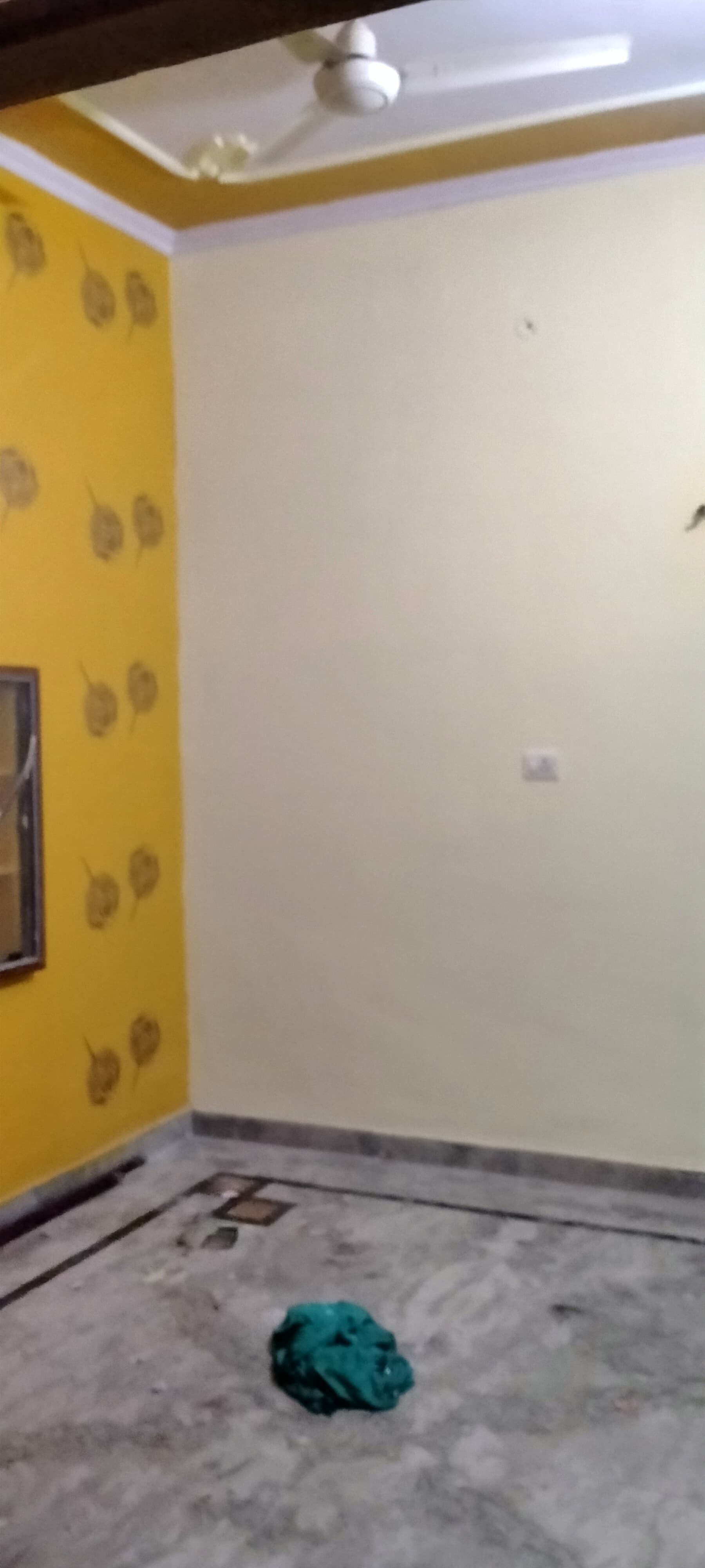 small-photo
