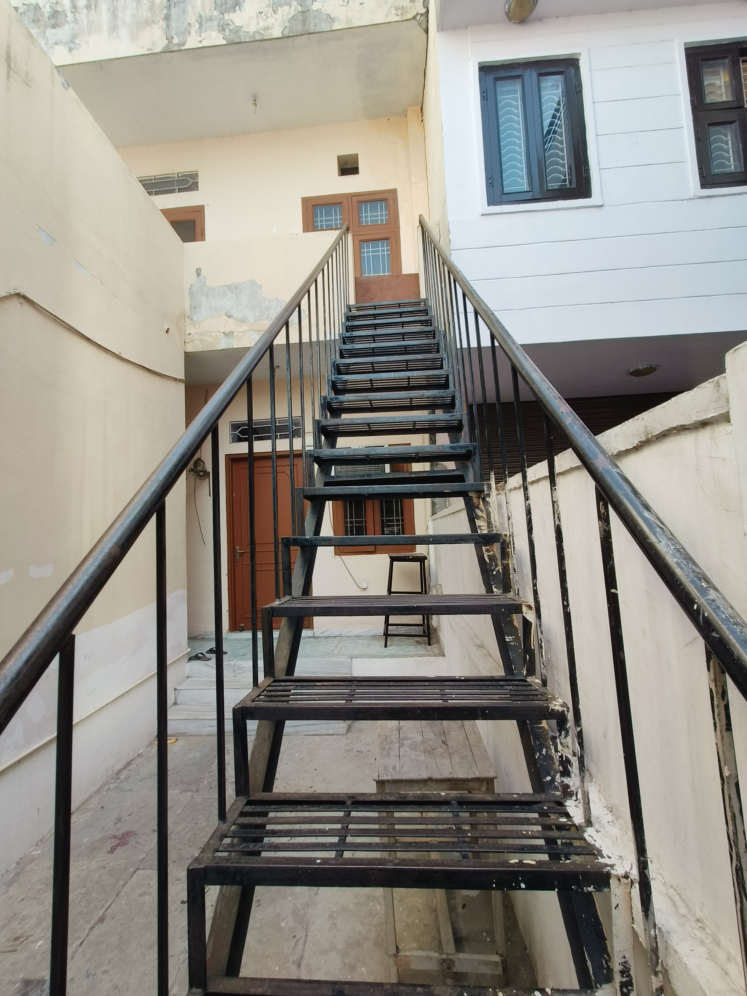 2 room set in poash locality near to heart of city-J L N Marg-Jaipur