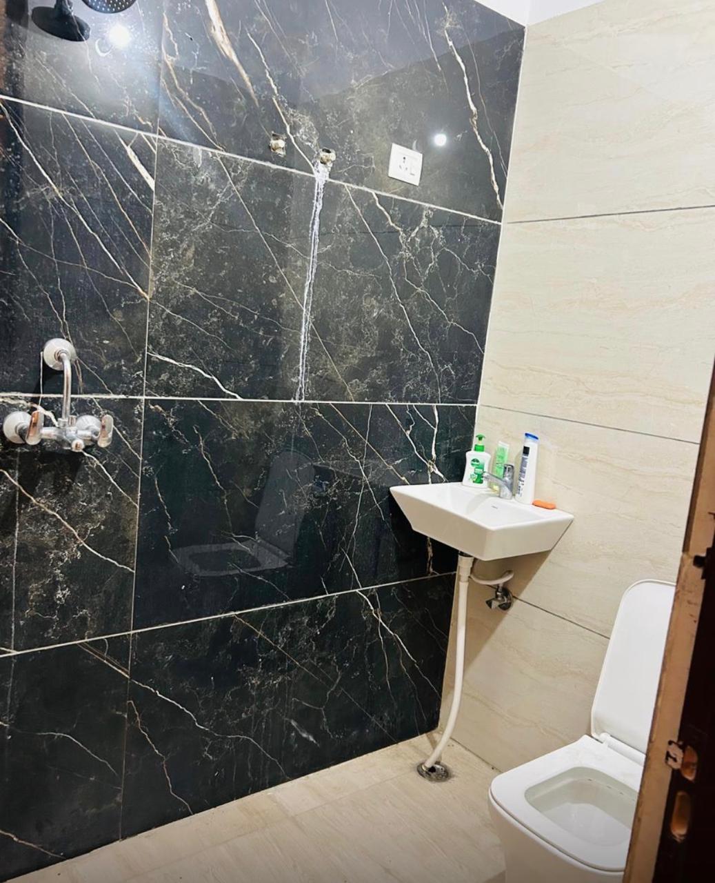 3 BHK Fully Furnished Flat for Rent Balaji Residency | Jaipur Rental-Mansarover-Jaipur