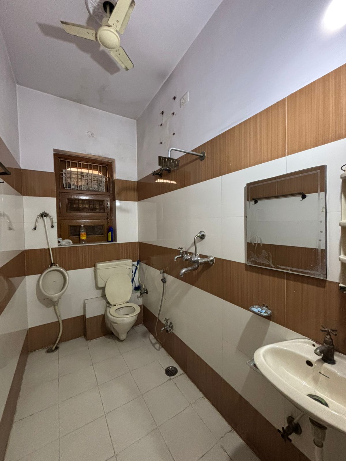 3 BHK Semi Furnished House for Rent in Gopalpura Road Jaipur-Gopalpura-Jaipur