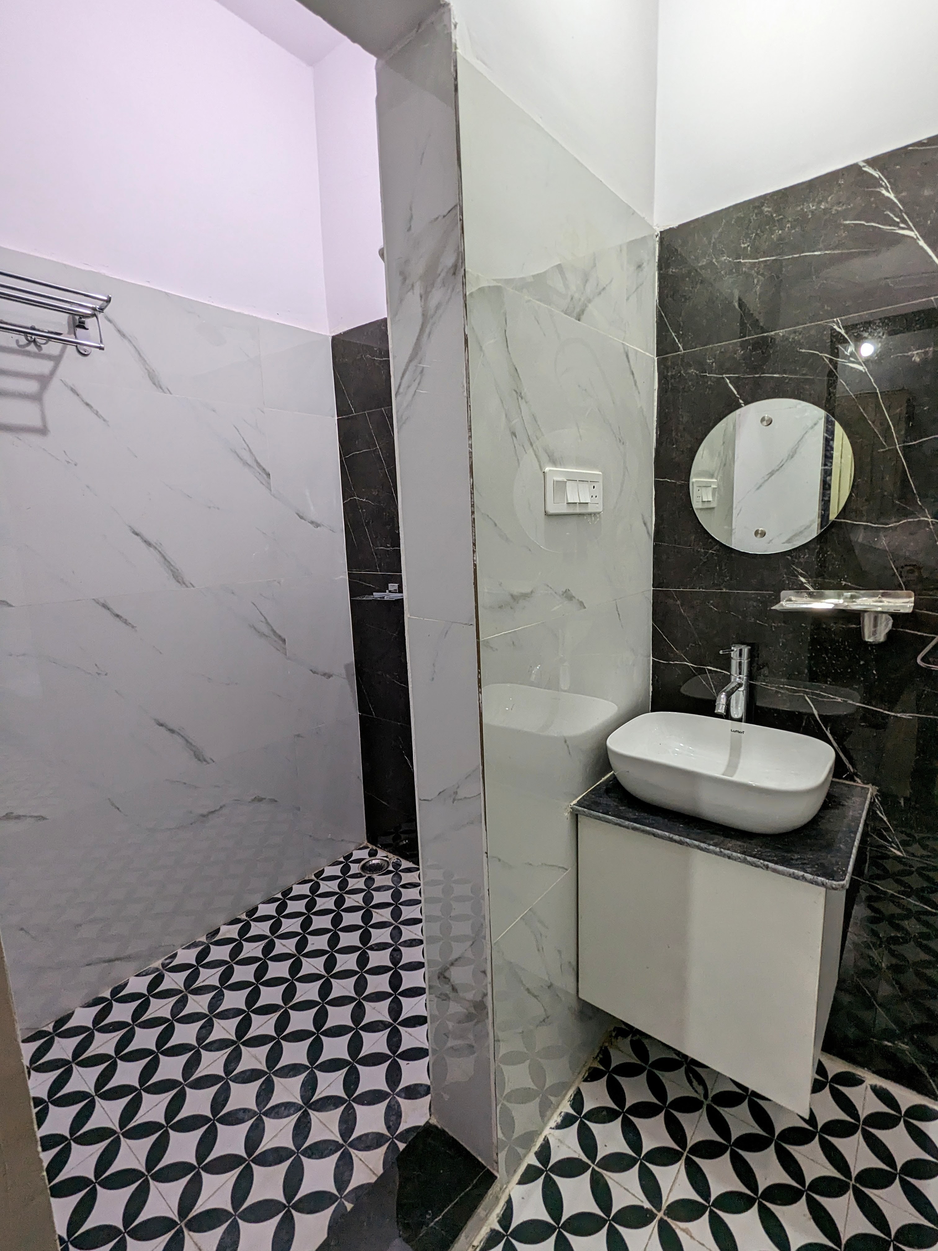 4 BHK semifurnished floor -Pratap Nagar-Jaipur