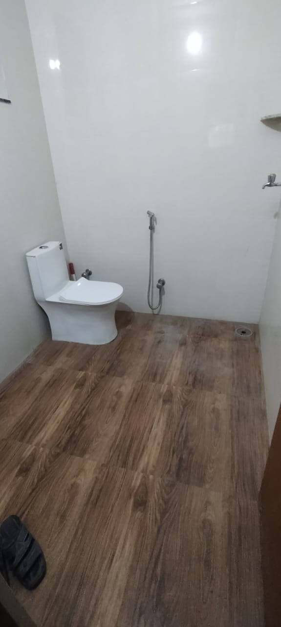 Room with attached latbath in an individual house -Nirman Nagar-Jaipur