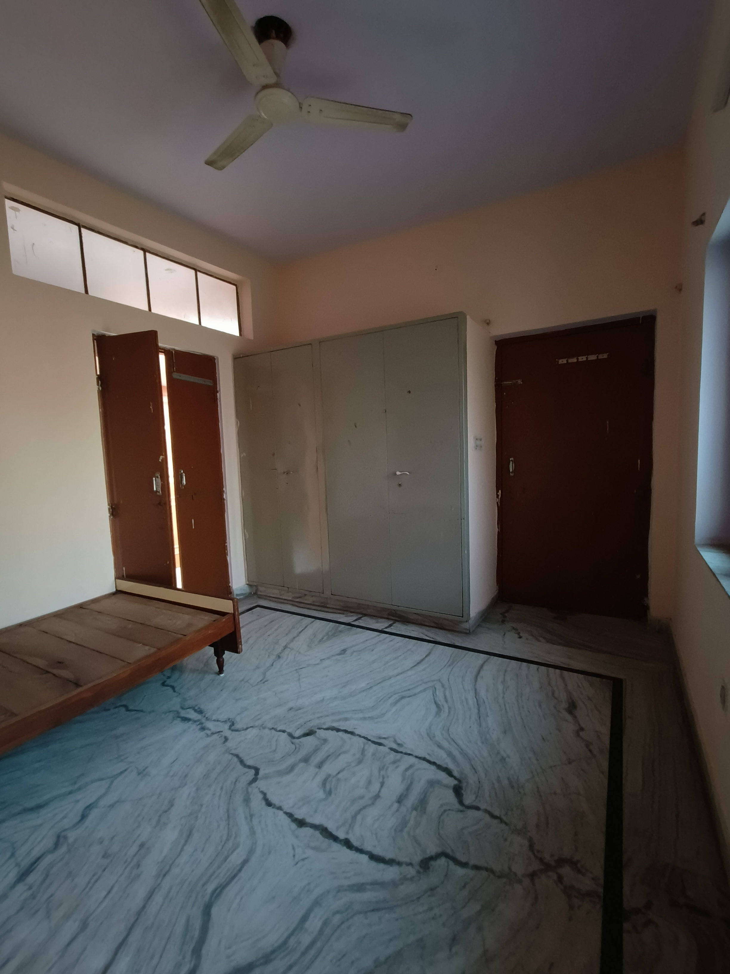 2 room set in poash locality near to heart of city-J L N Marg-Jaipur