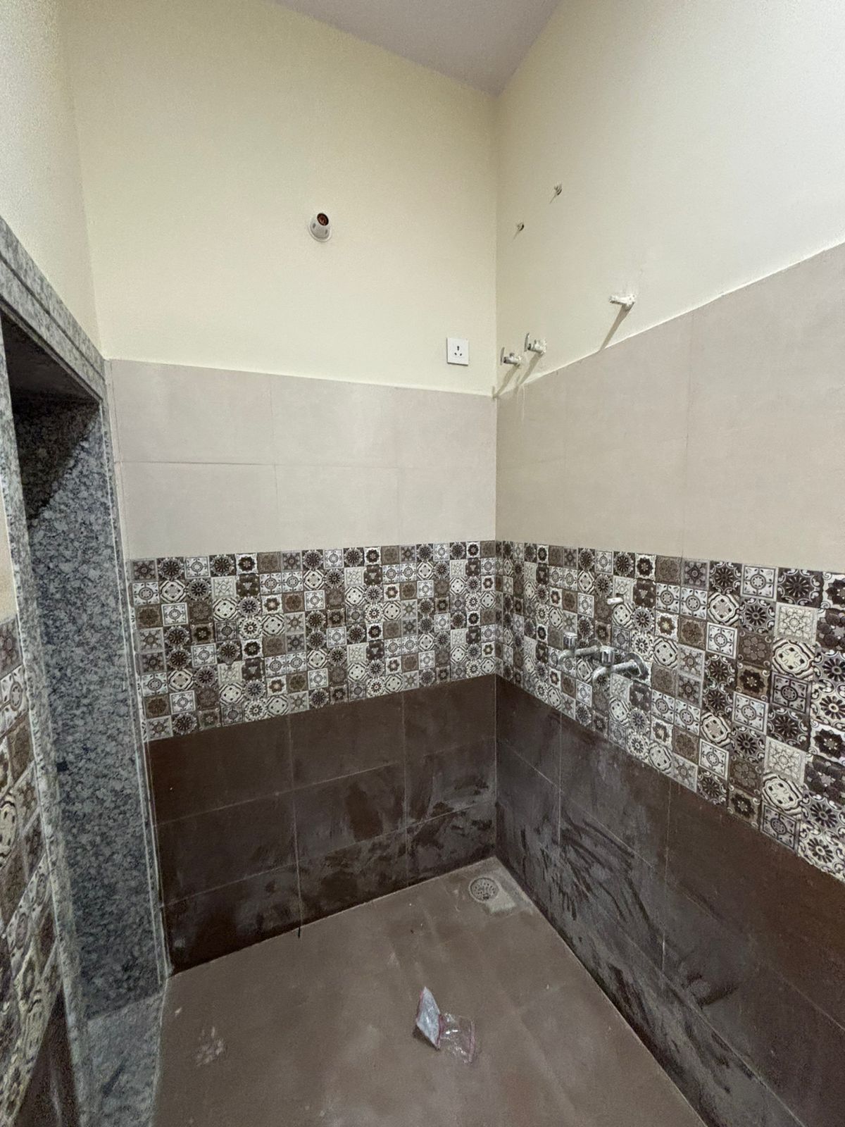 2 BHK Semi Furnished House Portion for Rent in Bajaj nagar-Bajaj Nagar-Jaipur