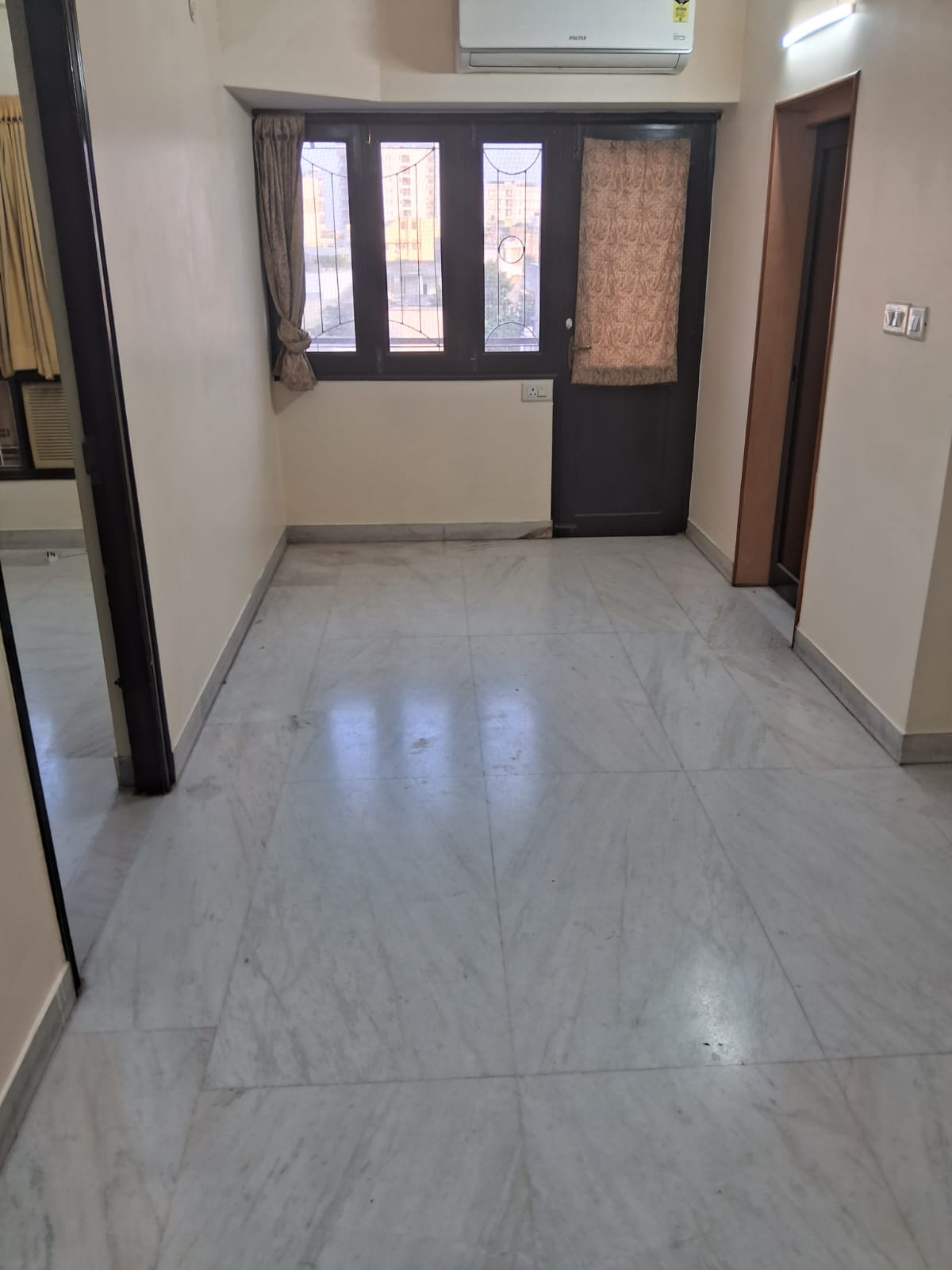 RESIDENTIAL FLAT-Banipark-Jaipur