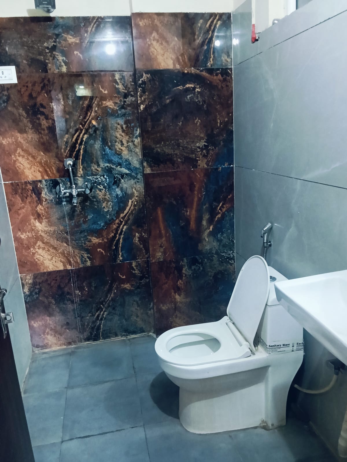 4 BHK Semi Furnished Flat for Rent in Mansarovar Jaipur-Mansarover-Jaipur