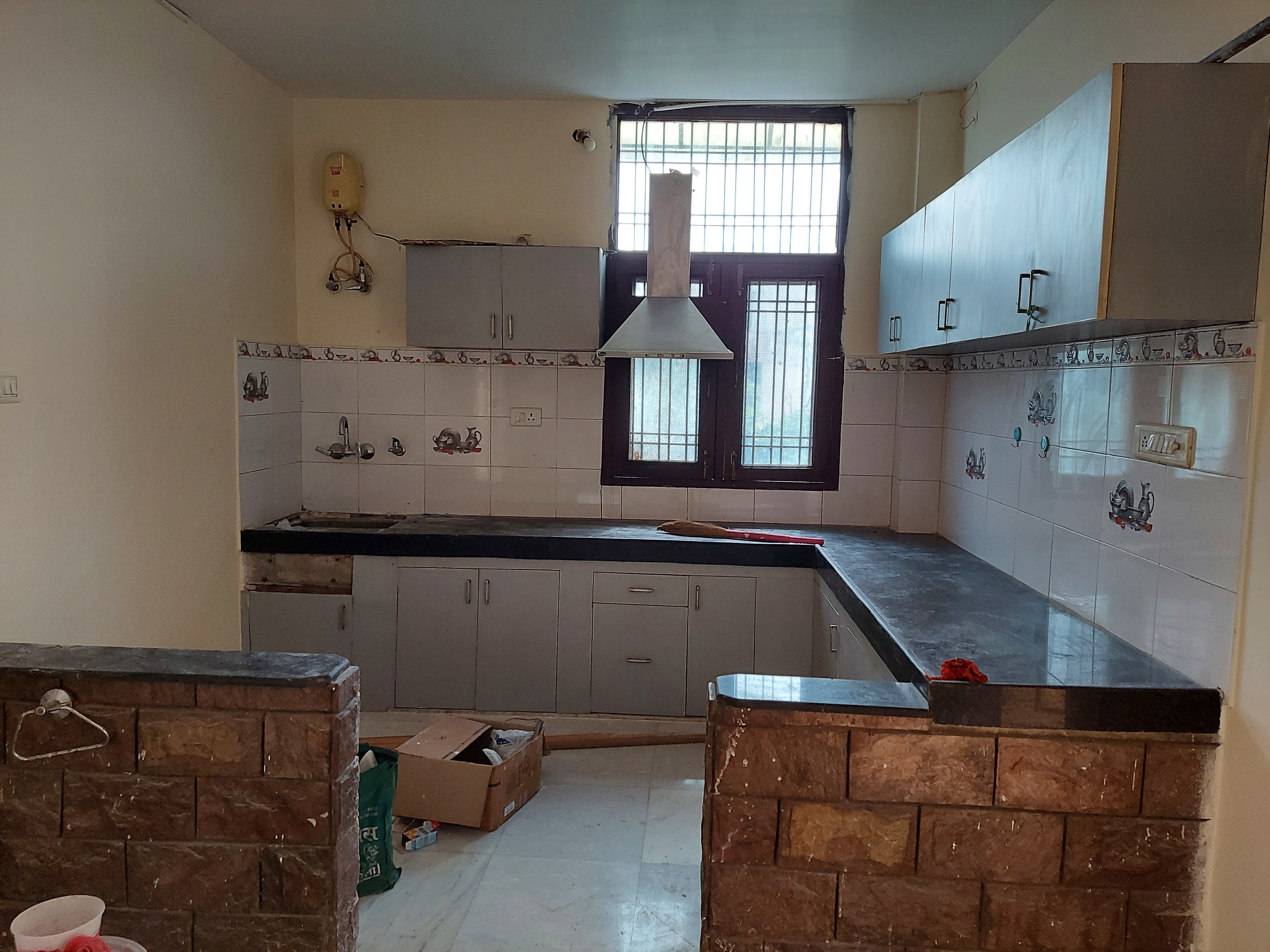 Spacious 3BHK park facing apartment for rent in Chitrakoot, Sec 3, Jaipur-Vaishali Nagar-Jaipur