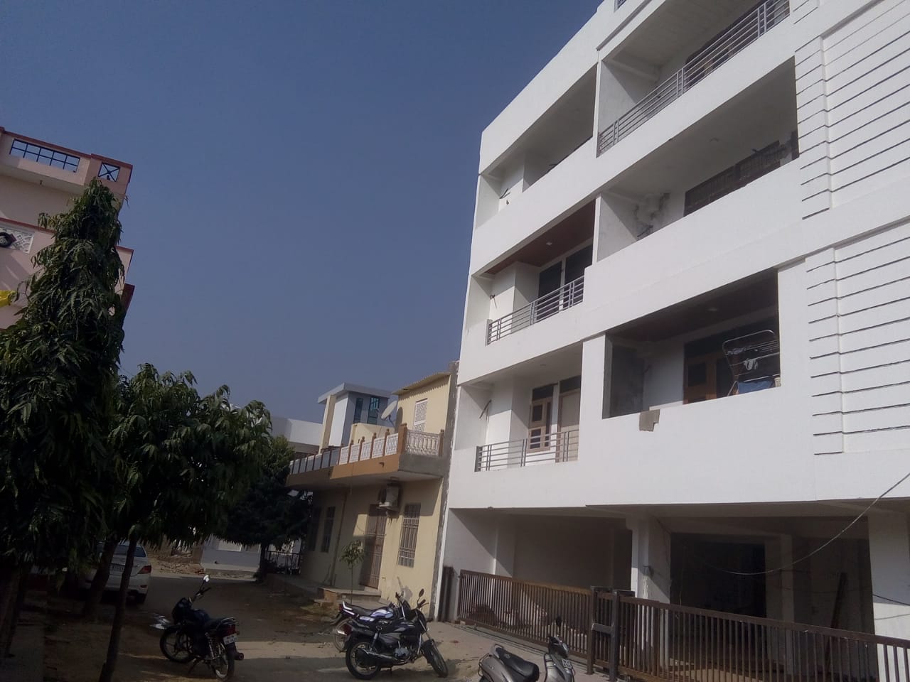 3 BHK Semi Furnished Flat for Rent in Mansarovar Jaipur-Mansarover-Jaipur