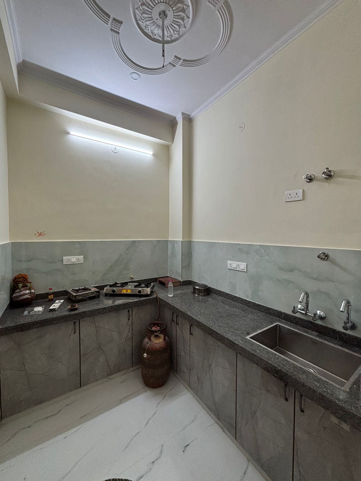 2 BHK Semi Furnished Flat for Rent in Mansarovar Mangyavas Jaipur-Mansarover-Jaipur