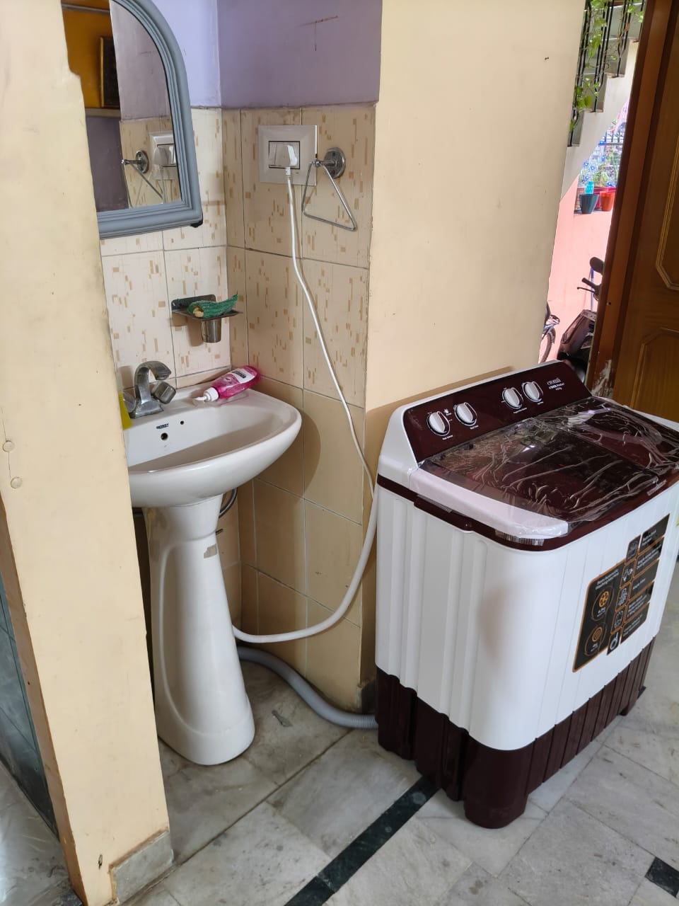 Fully furnished 2bhk for Girls-Tonk Road-Jaipur